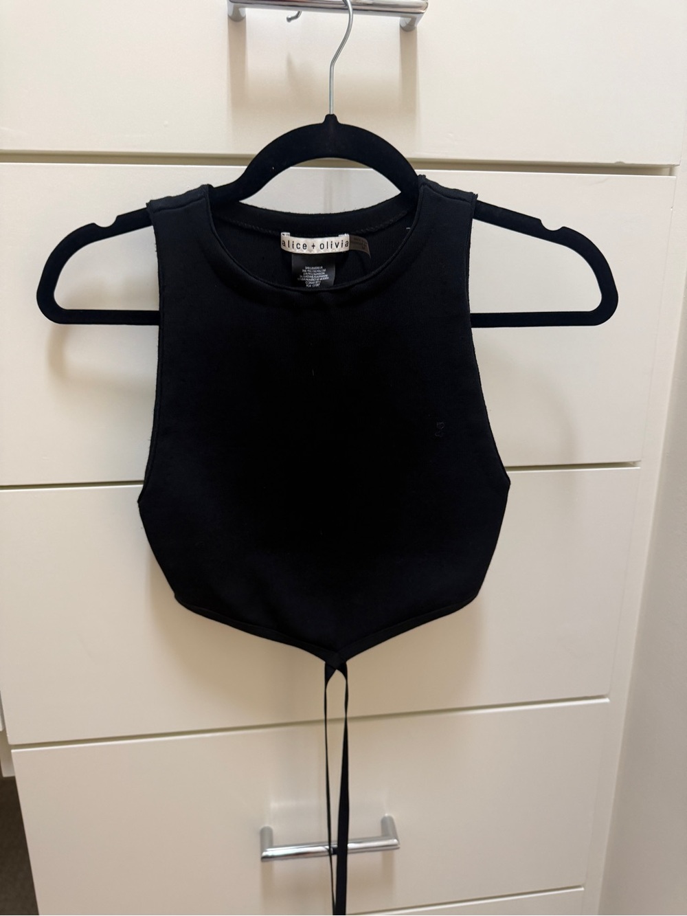 Alice + Olivia Black Tie-Front Cropped Tank S